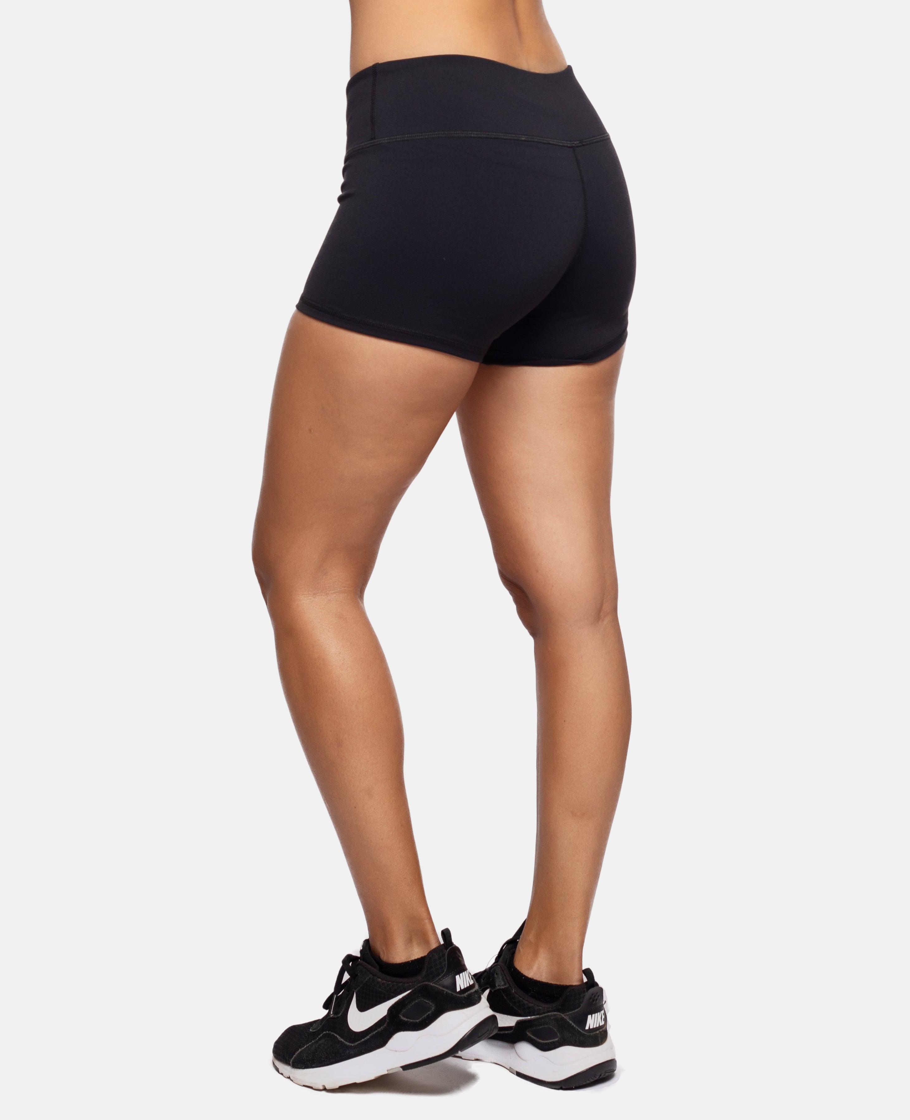 Kumi Booty Shorts BLACK