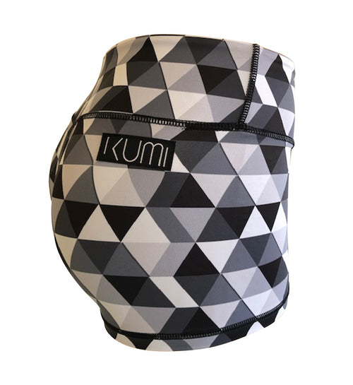 Booty Short - KUMI Black/Grey Triangles