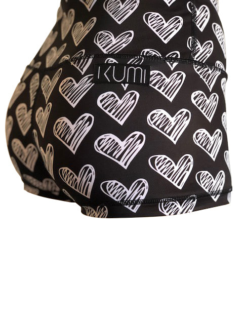 Kumi Black Chalk Hearts